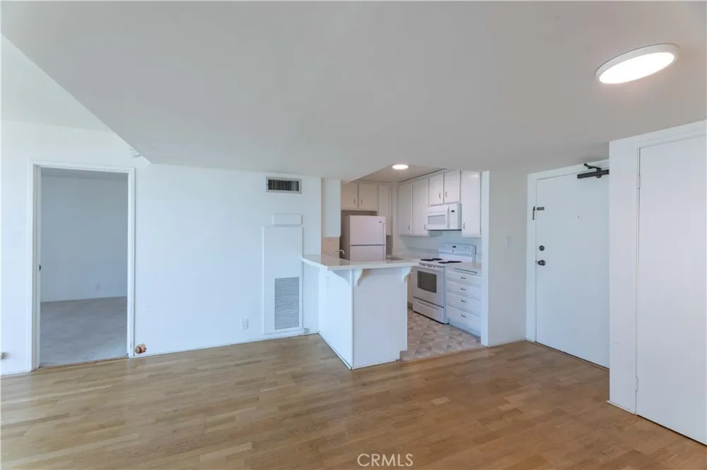 1750 E Ocean #501 Long Beach, CA 90802