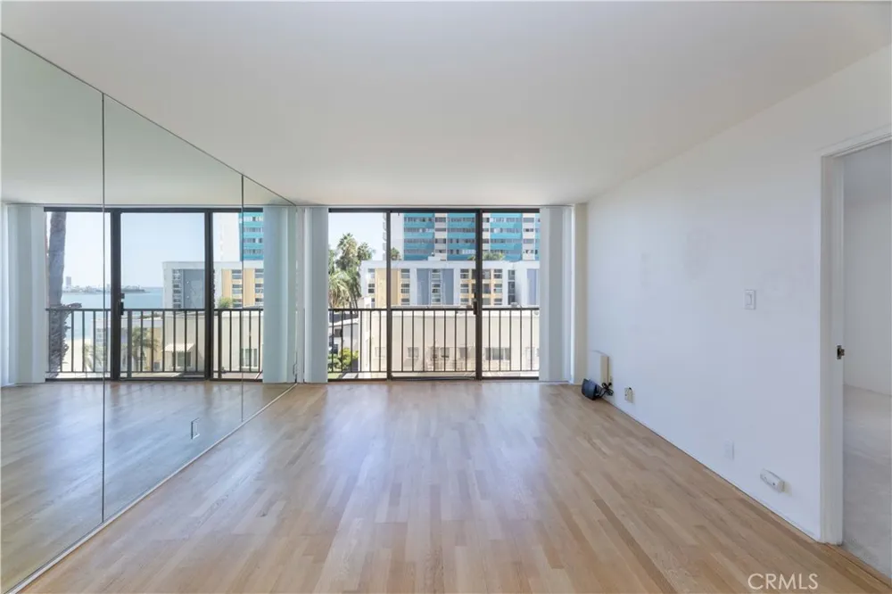 1750 E Ocean #501 Long Beach, CA 90802
