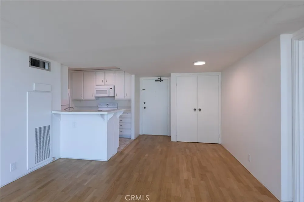 1750 E Ocean #501 Long Beach, CA 90802