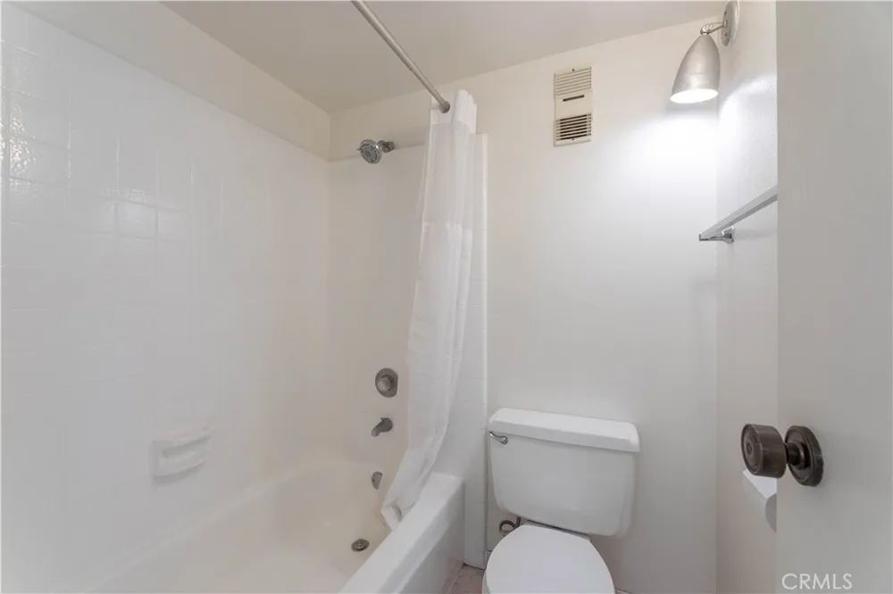 1750 E Ocean #501 Long Beach, CA 90802