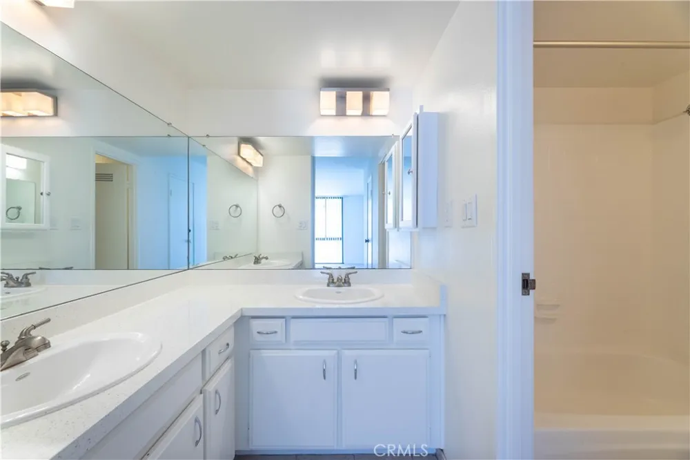 1750 E Ocean #501 Long Beach, CA 90802