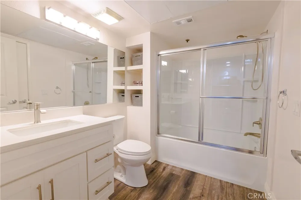 1801 E Katella #4157 Anaheim, CA 92805