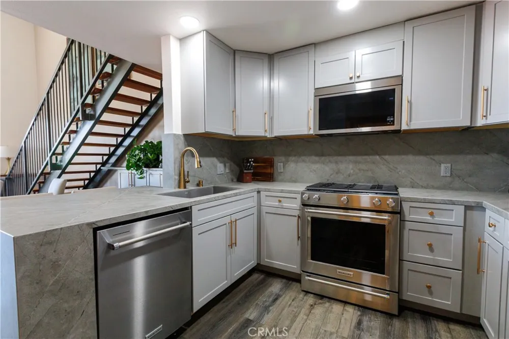 1801 E Katella #4157 Anaheim, CA 92805