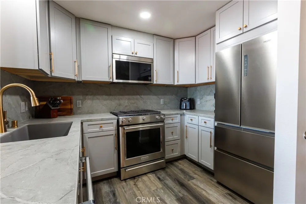 1801 E Katella #4157 Anaheim, CA 92805