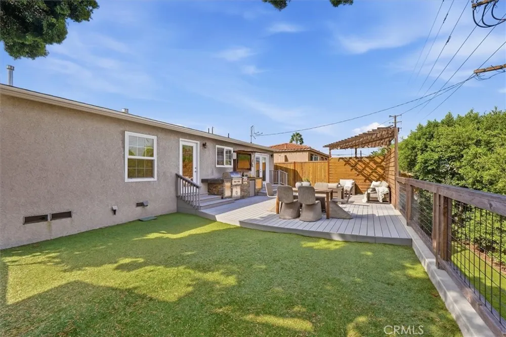 1139 23rd Manhattan Beach, CA 90266