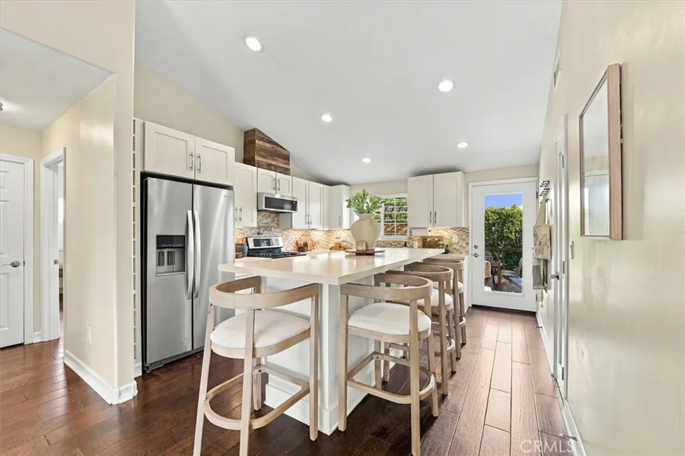 1139 23rd Manhattan Beach, CA 90266