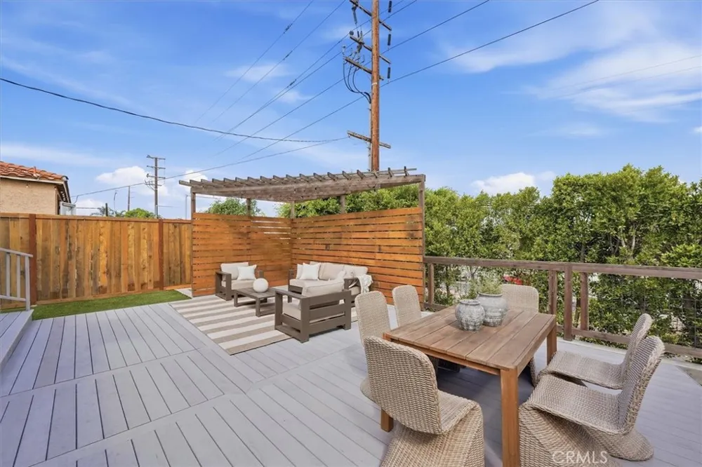1139 23rd Manhattan Beach, CA 90266