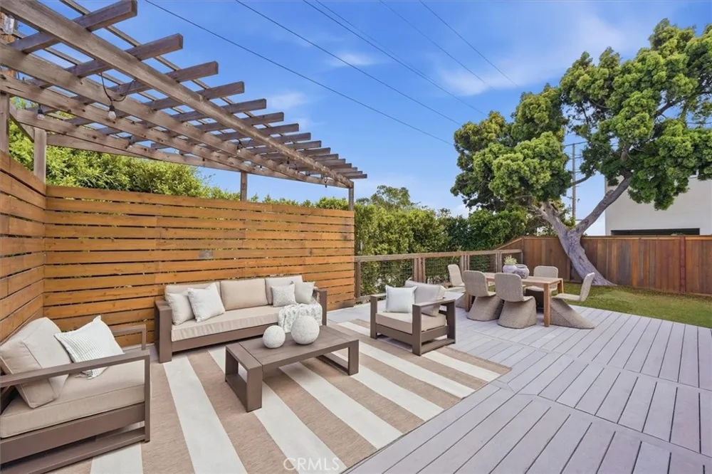 1139 23rd Manhattan Beach, CA 90266