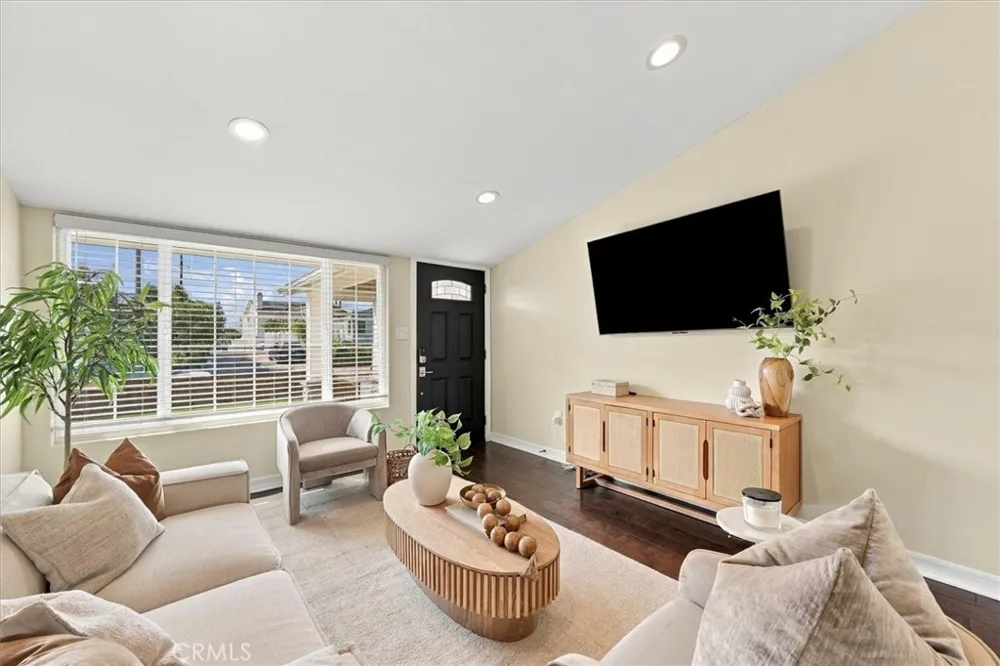 1139 23rd Manhattan Beach, CA 90266