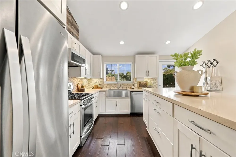 1139 23rd Manhattan Beach, CA 90266