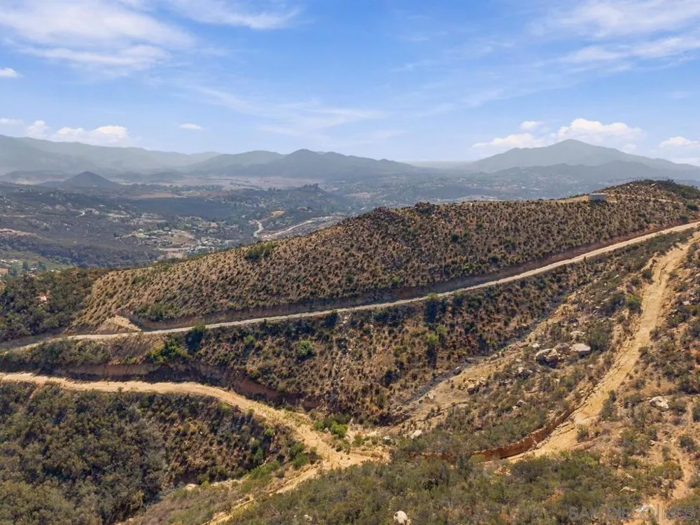 15108 Skyline Truck Jamul, CA 91935