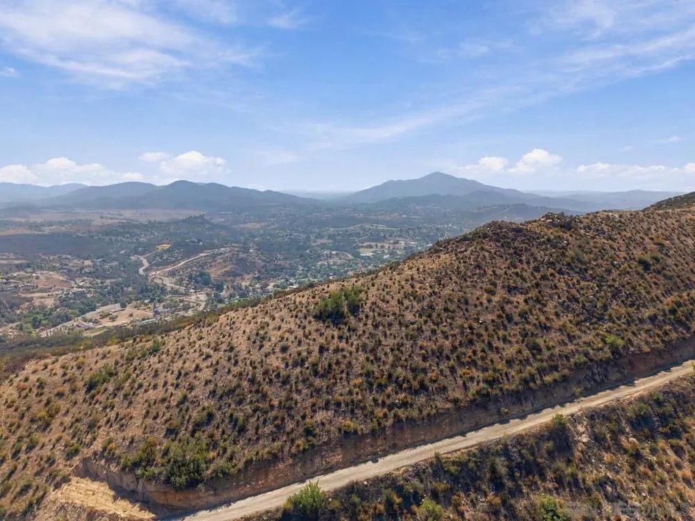 15108 Skyline Truck Jamul, CA 91935