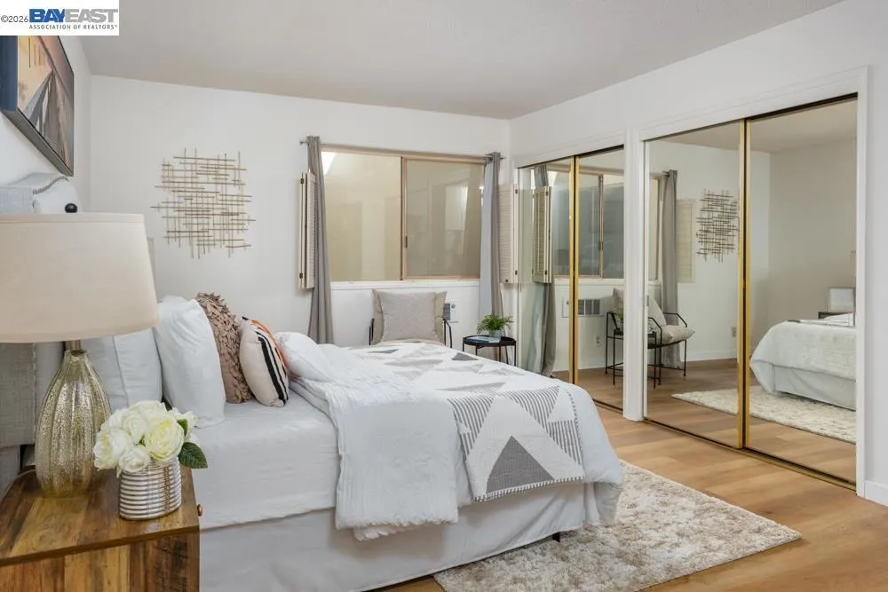 2137 Otis Dr #204 Alameda, CA 94501