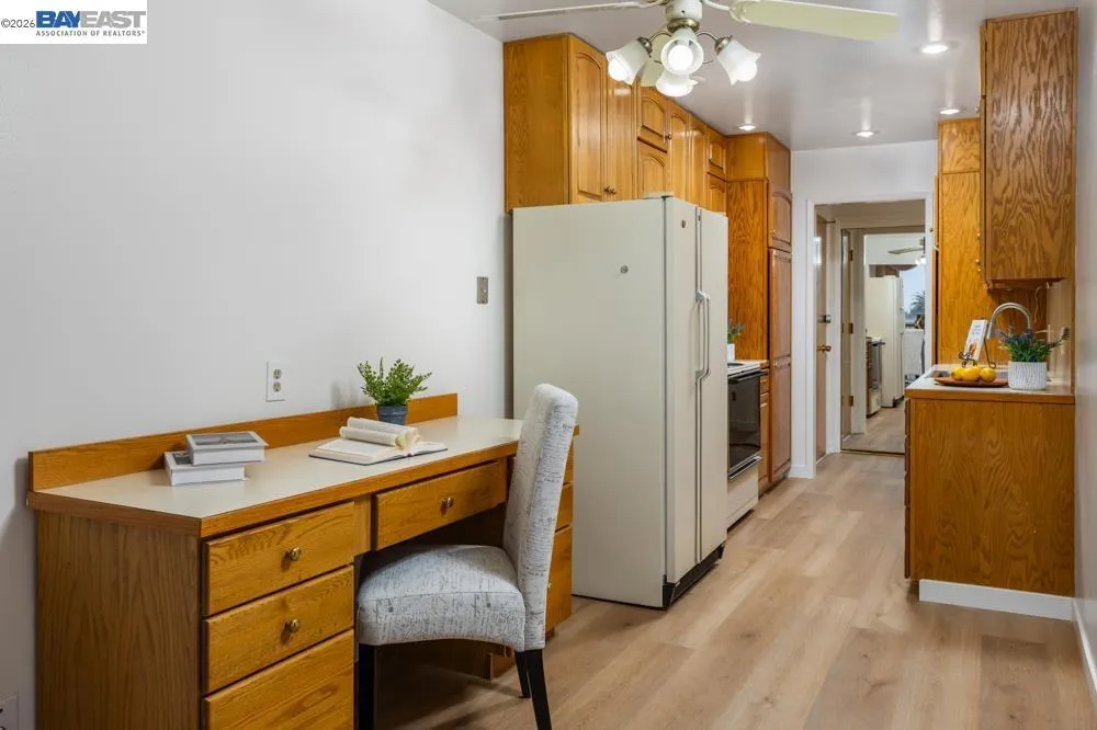 2137 Otis Dr #204 Alameda, CA 94501