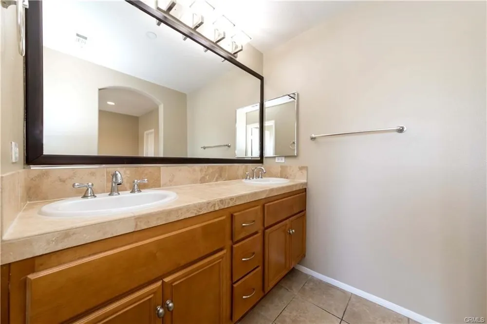 36 Trailing Vine Irvine, CA 92602