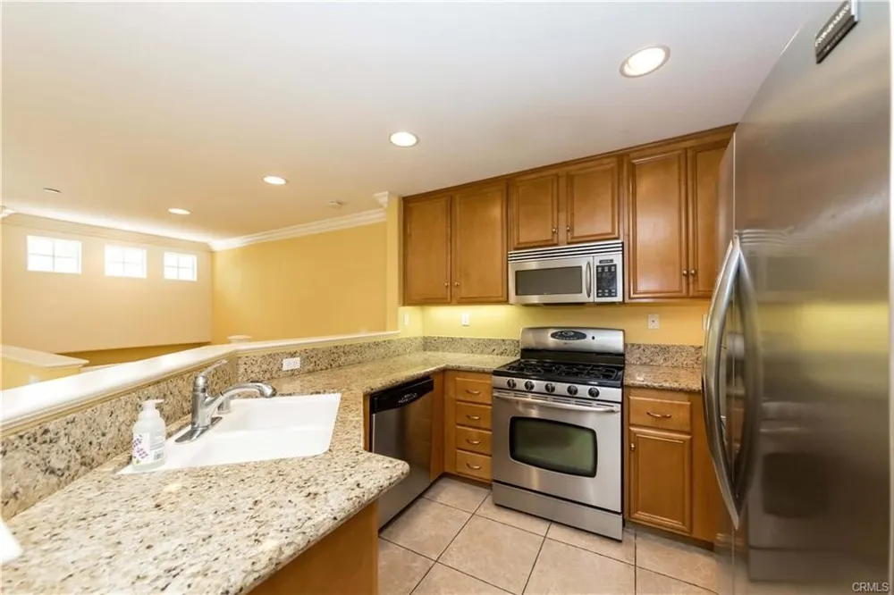 36 Trailing Vine Irvine, CA 92602