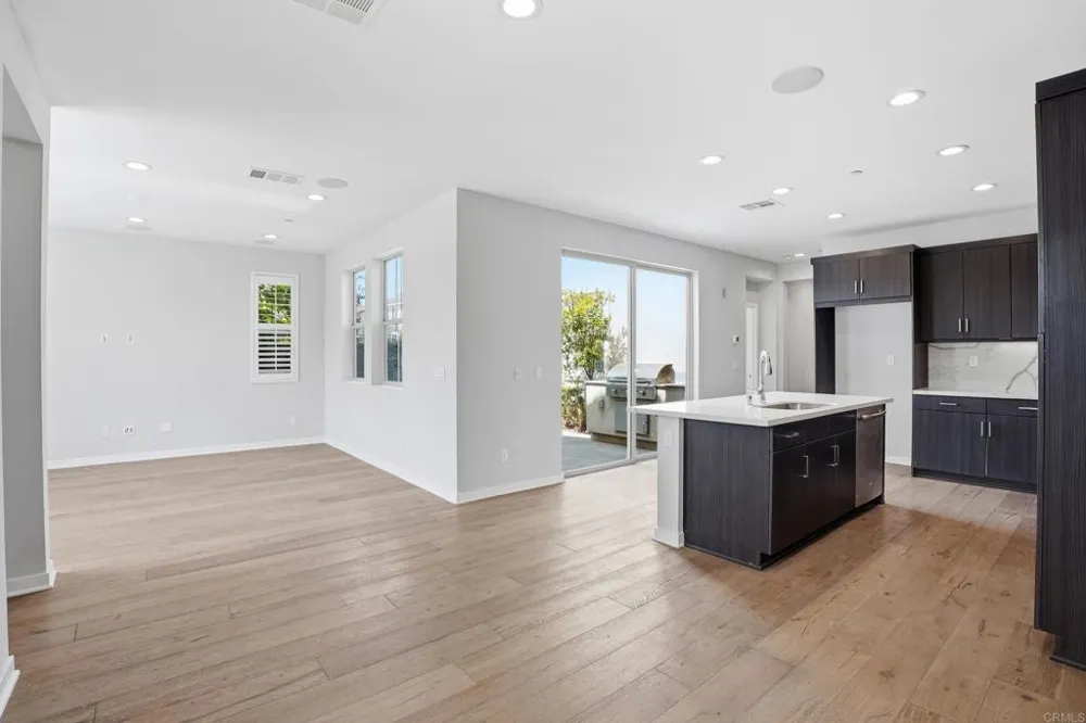 951 Camino Aldea Chula Vista, CA 91913