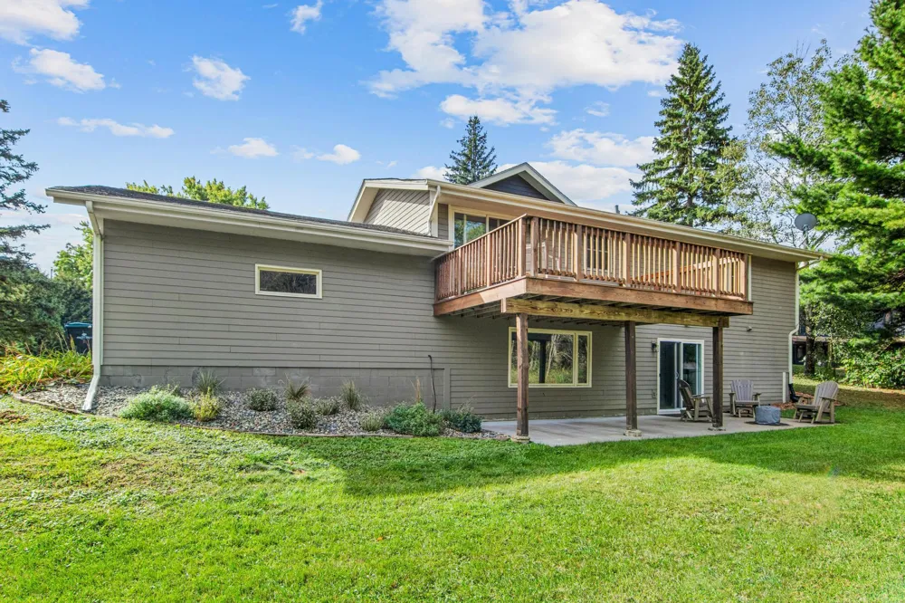 1355 Eide Circle Arden Hills, MN 55112