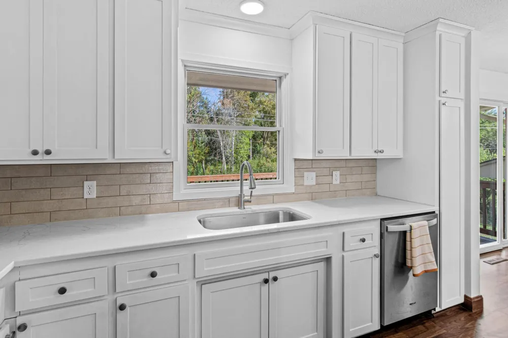 1355 Eide Circle Arden Hills, MN 55112