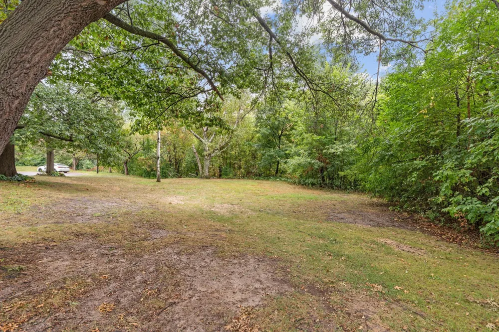 4135 Shirlee Lane S Shoreview, MN 55126