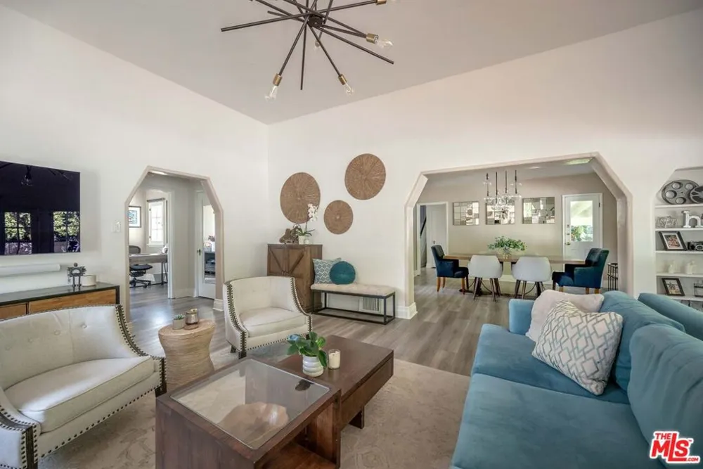 1917 Eden Avenue Glendale, CA 91206