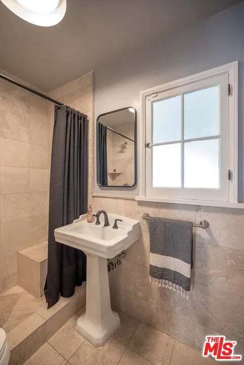 1917 Eden Avenue Glendale, CA 91206