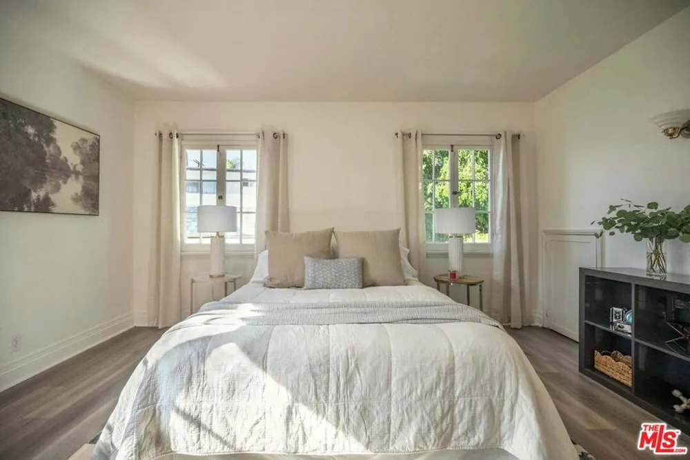 1917 Eden Avenue Glendale, CA 91206