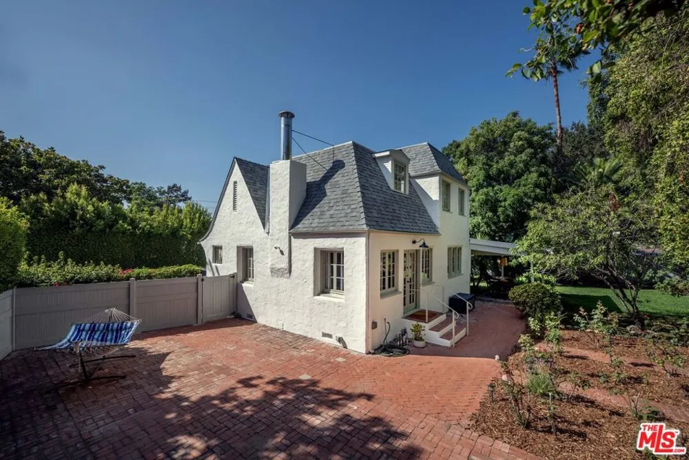 1917 Eden Avenue Glendale, CA 91206