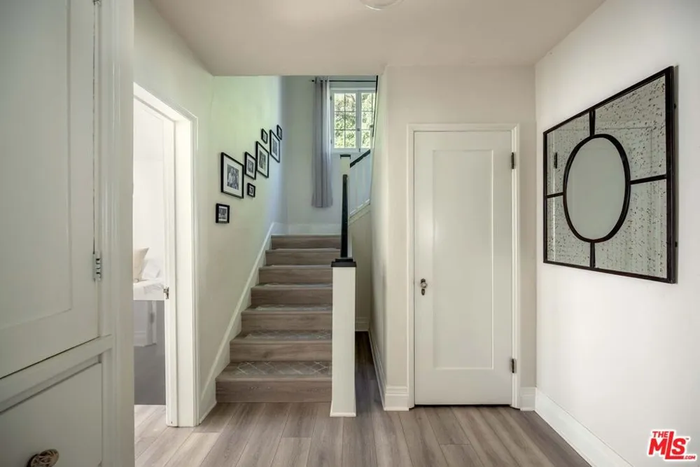 1917 Eden Avenue Glendale, CA 91206