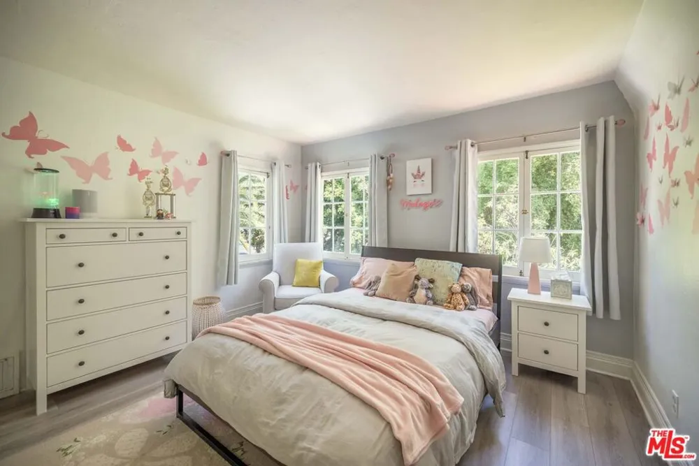 1917 Eden Avenue Glendale, CA 91206