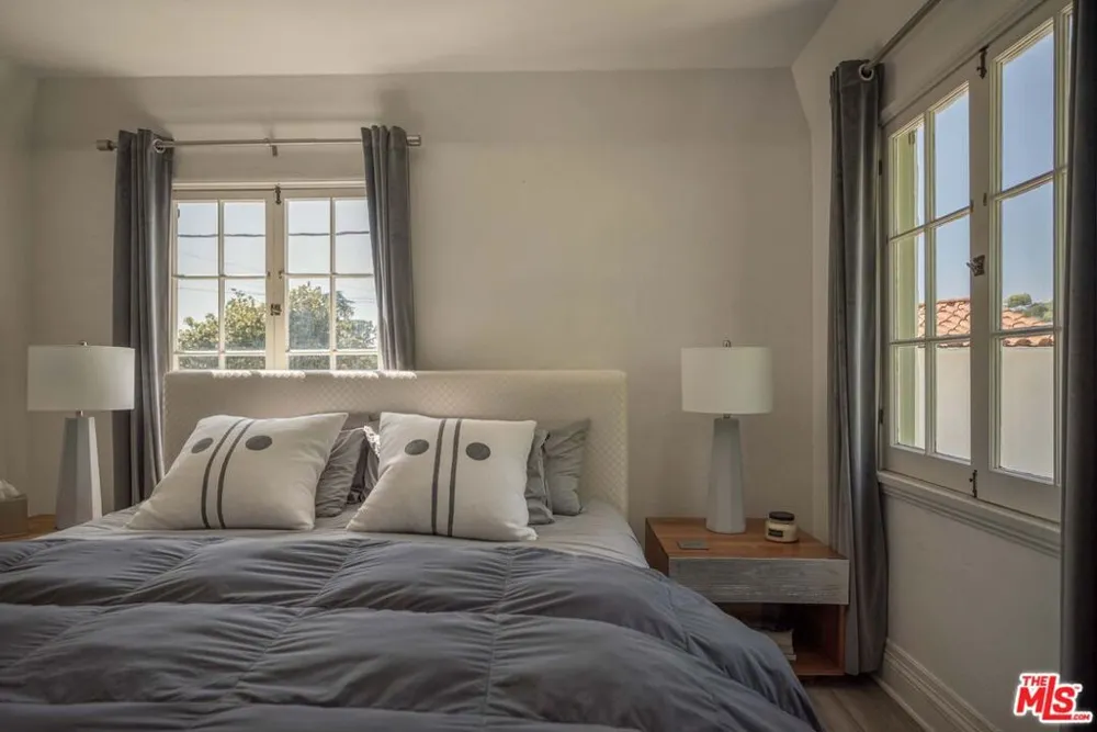 1917 Eden Avenue Glendale, CA 91206