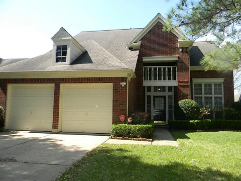 2322 Edgewood Drive