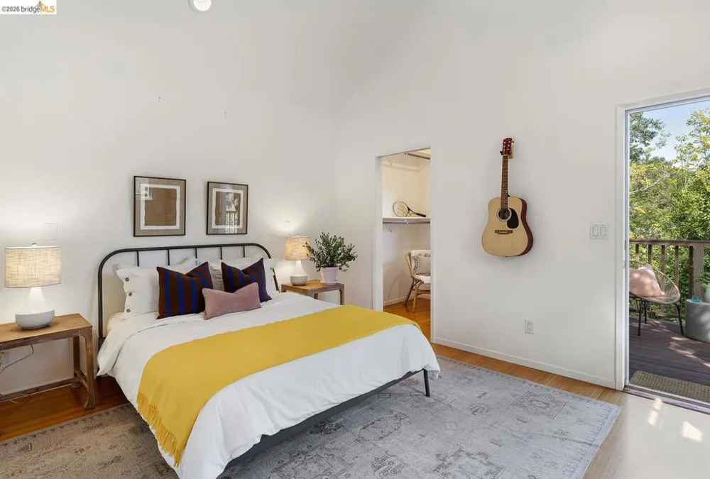 5430 Estates DR Oakland, CA 94618