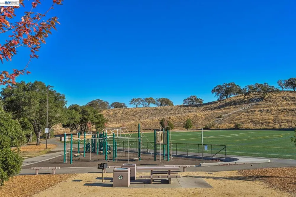 135 St. Germain Lane Pleasant Hill, CA 94523