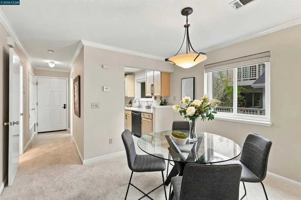 1298 Walden #200 Walnut Creek, CA 94597