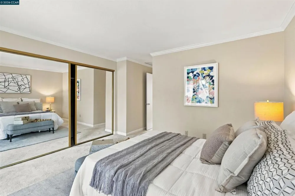 1298 Walden #200 Walnut Creek, CA 94597