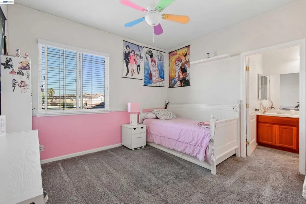 1434 Olivia Ct Tracy, CA 95377