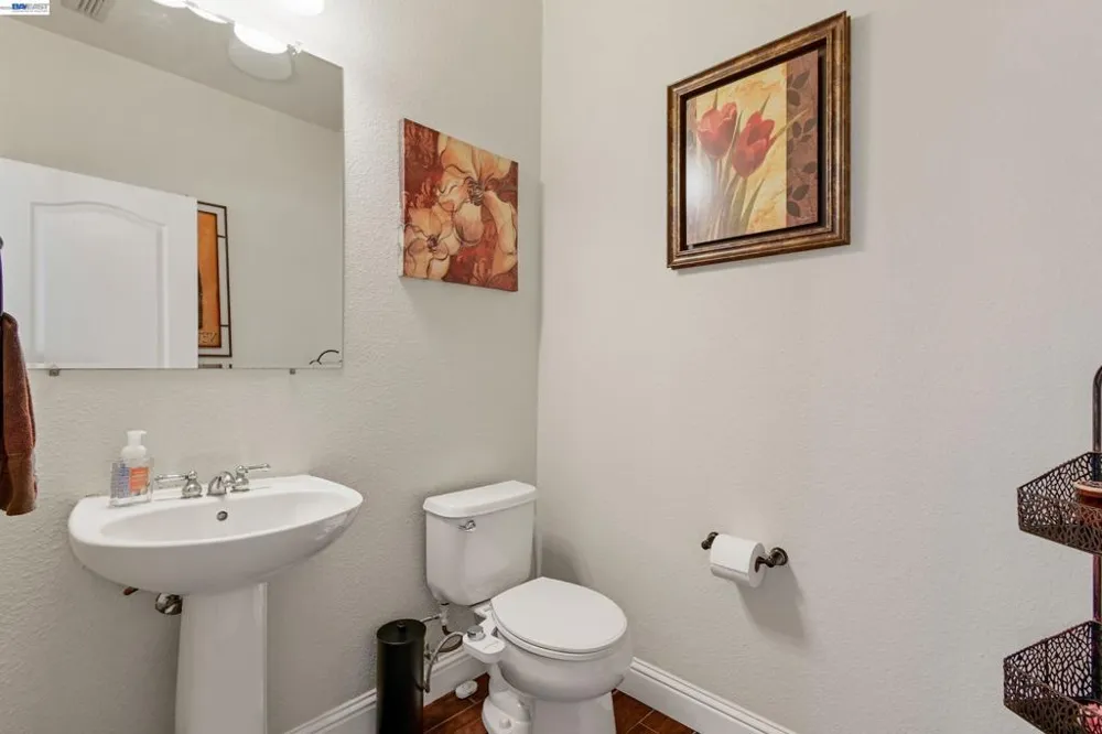 1434 Olivia Ct Tracy, CA 95377