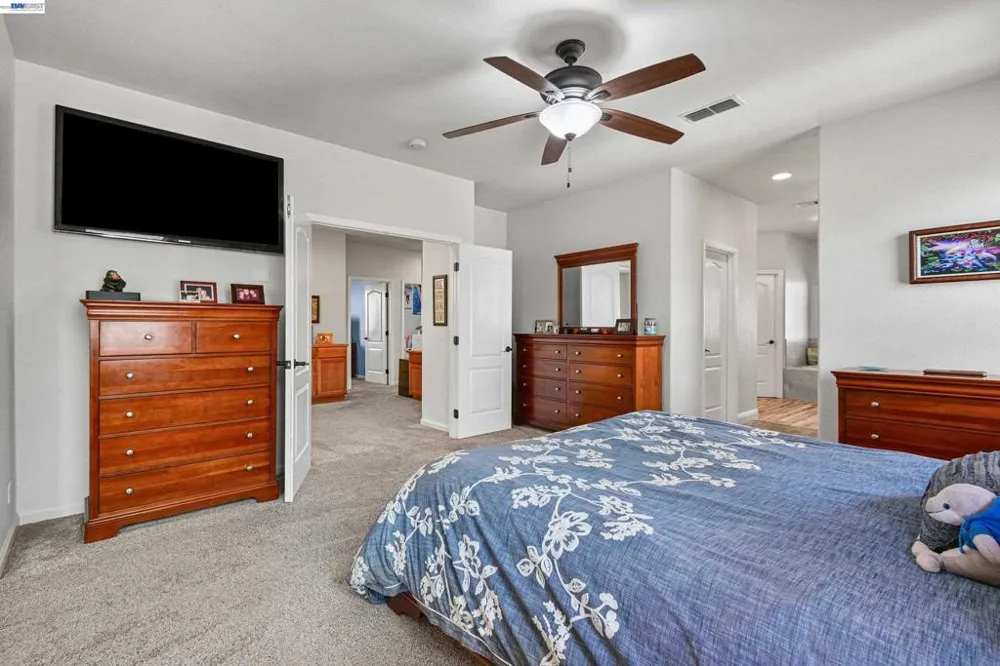 1434 Olivia Ct Tracy, CA 95377