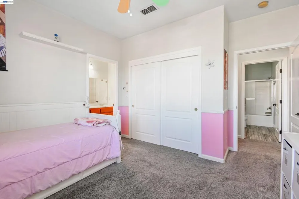 1434 Olivia Ct Tracy, CA 95377