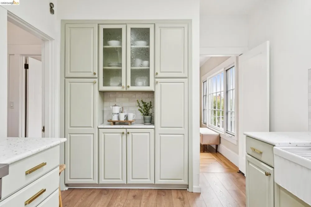 1262 Excelsior Oakland, CA 94610