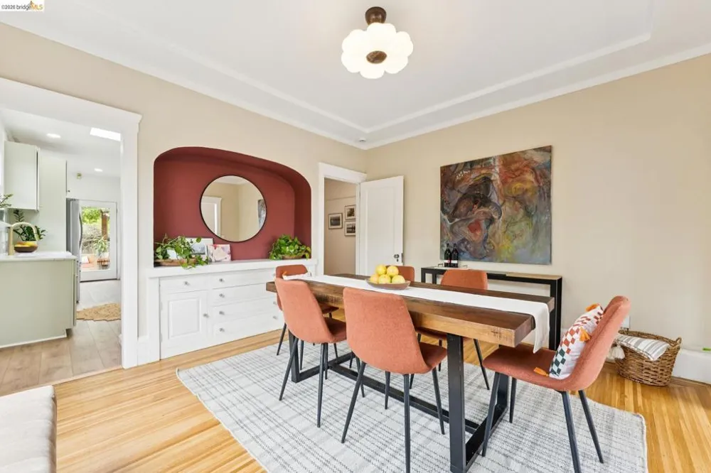 1262 Excelsior Oakland, CA 94610