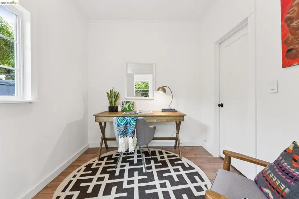 1262 Excelsior Oakland, CA 94610