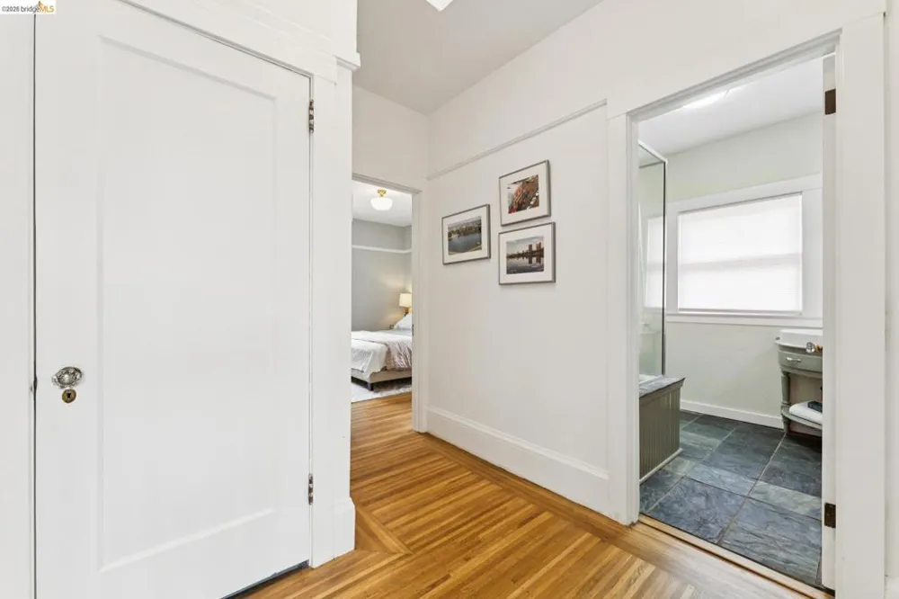 1262 Excelsior Oakland, CA 94610