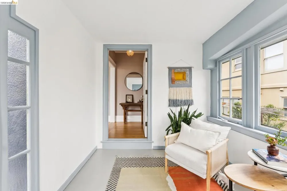 1262 Excelsior Oakland, CA 94610