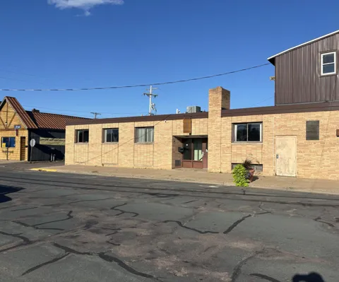 415 Front Street