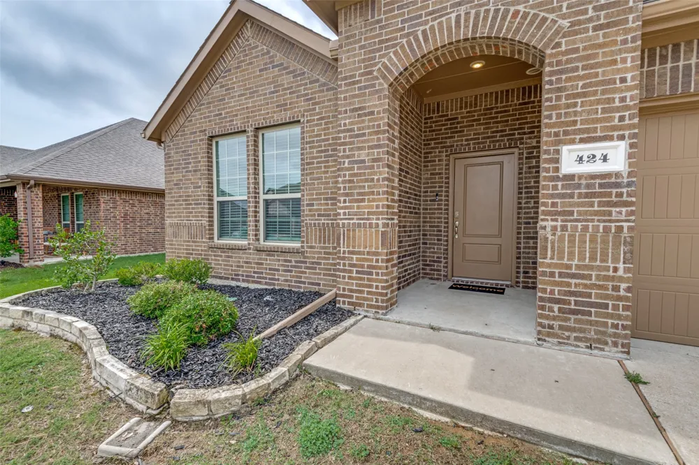 424 Baltimore Avenue Fate, TX 75189