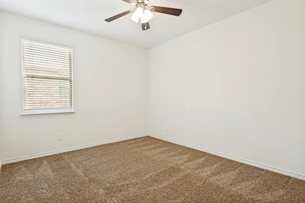 424 Baltimore Avenue Fate, TX 75189
