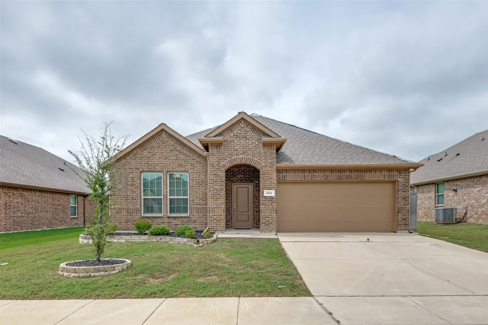 424 Baltimore Avenue Fate, TX 75189