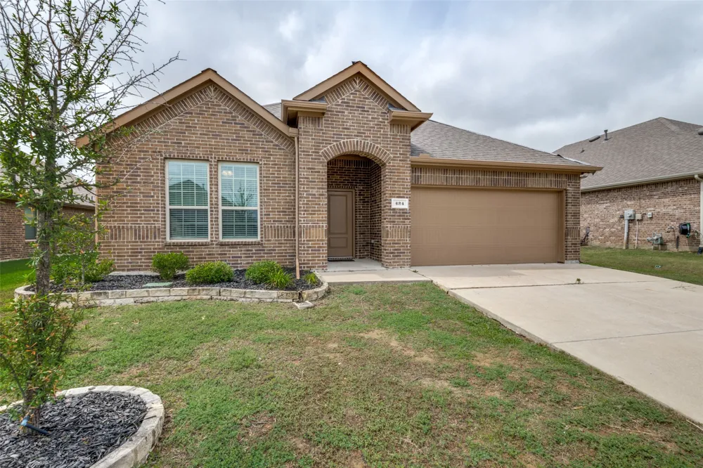 424 Baltimore Avenue Fate, TX 75189